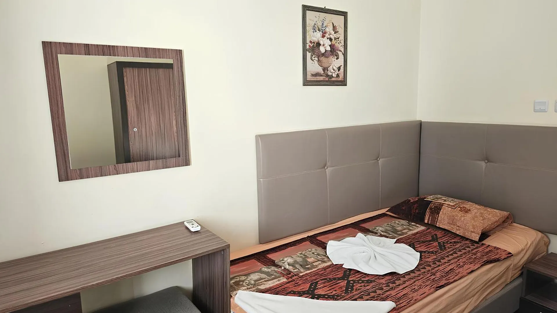 Apartments Yalta Golden Sands