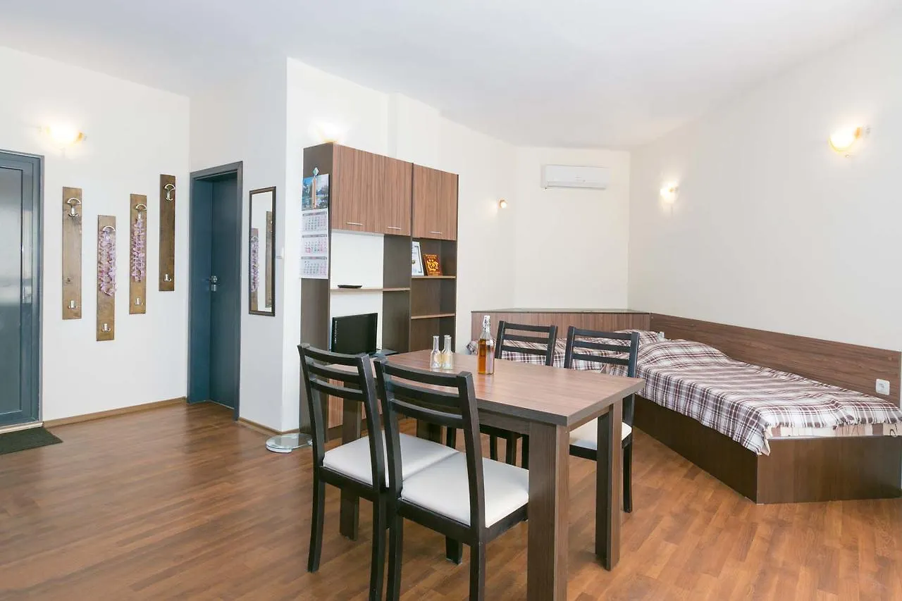 Apartments Yalta Golden Sands